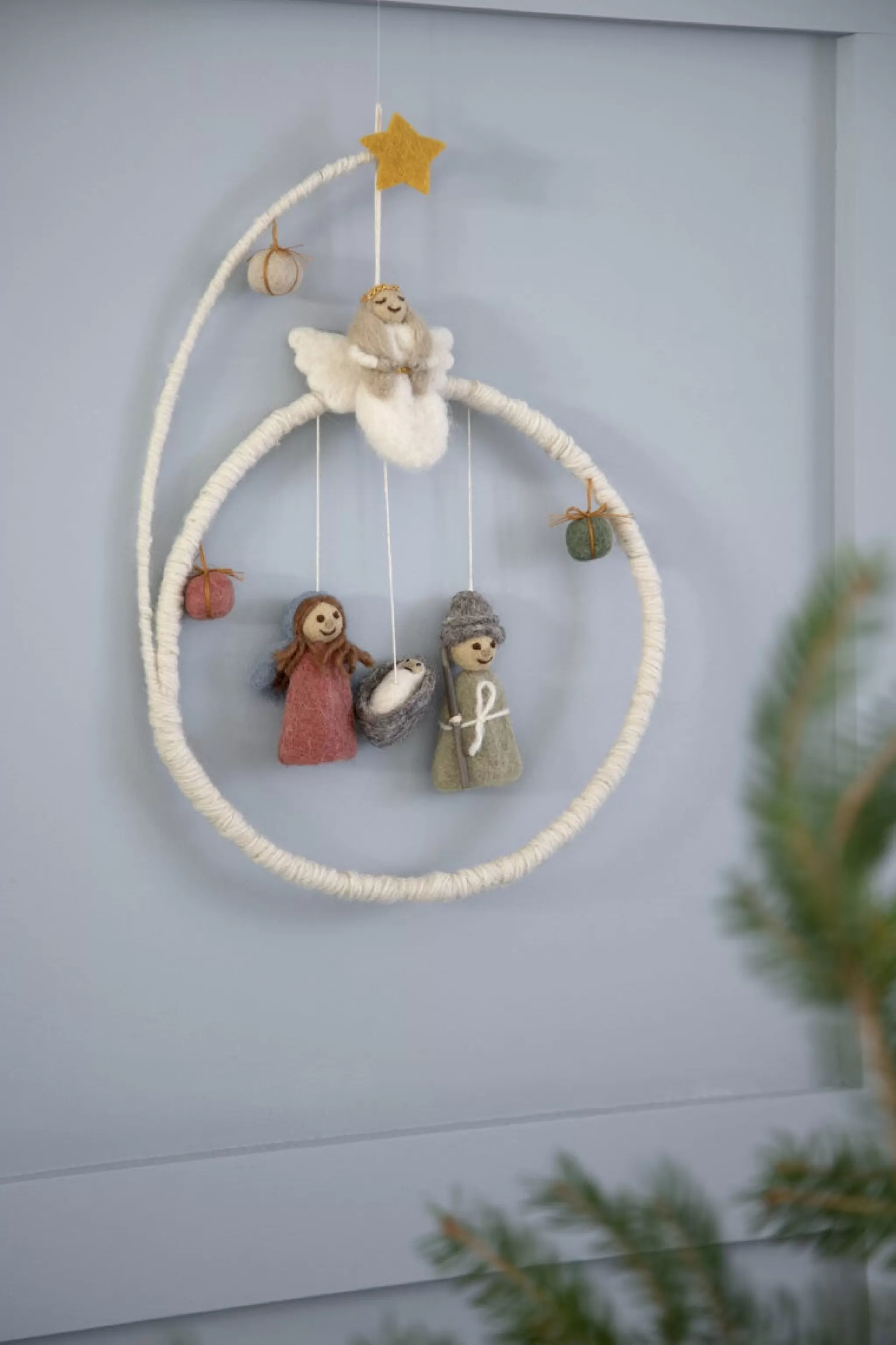 En Gry & Sif Felt Christmas Wreath - Nativity