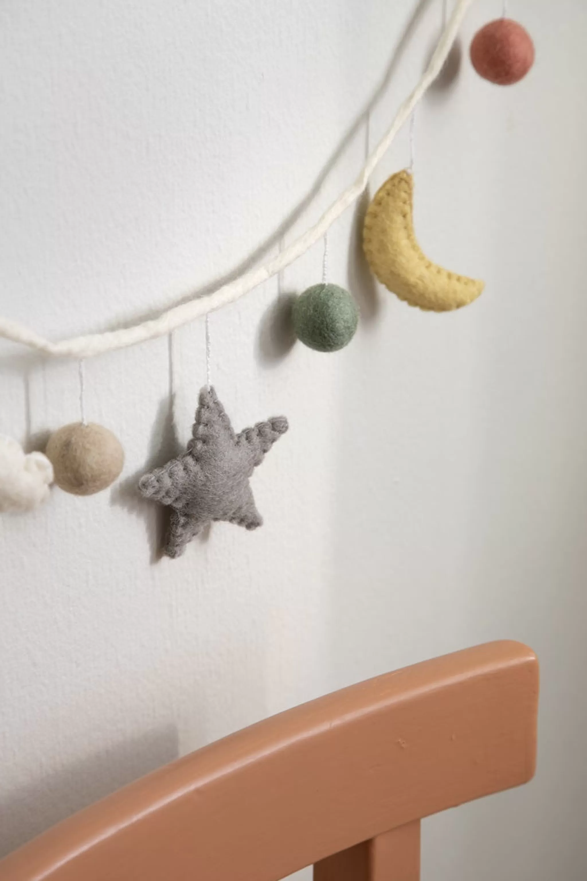 En Gry & Sif Felt Garland - Night Sky