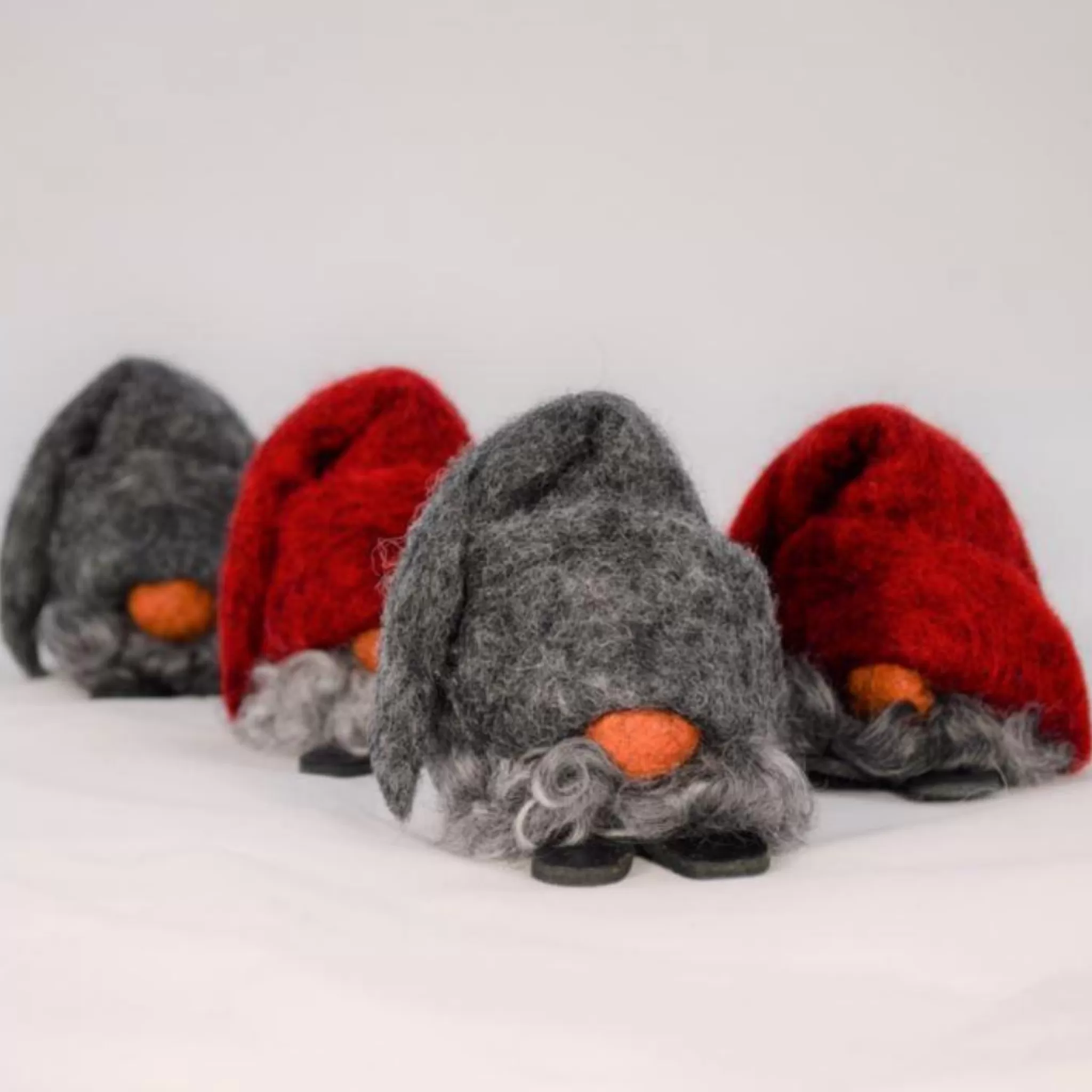 Asas Tomtebod Tomte Gnome - Little Sune (Grey Cap)