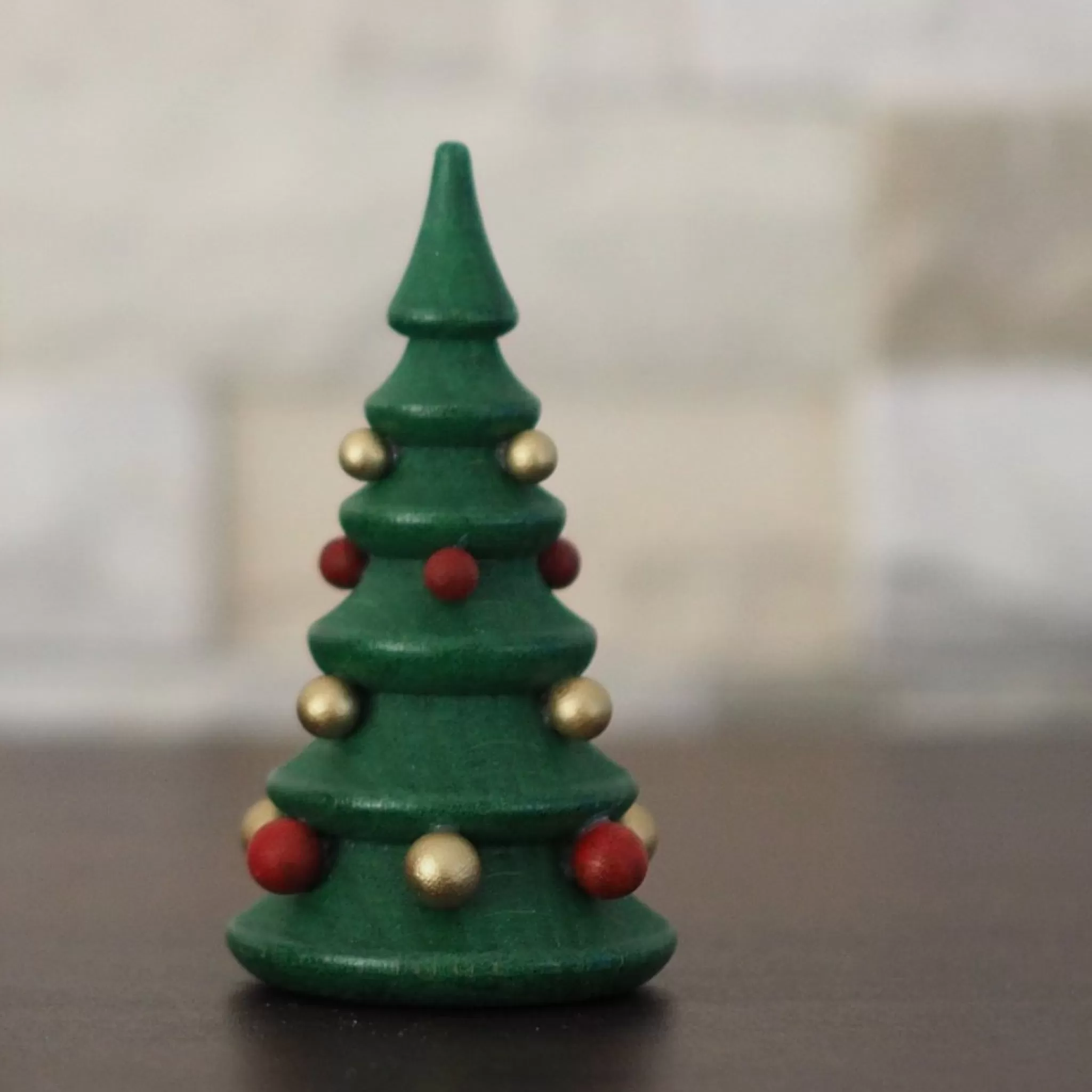 Paul Ullrich Weihnachtsmann Collectibles - Christmas Tree With Golden Baubles