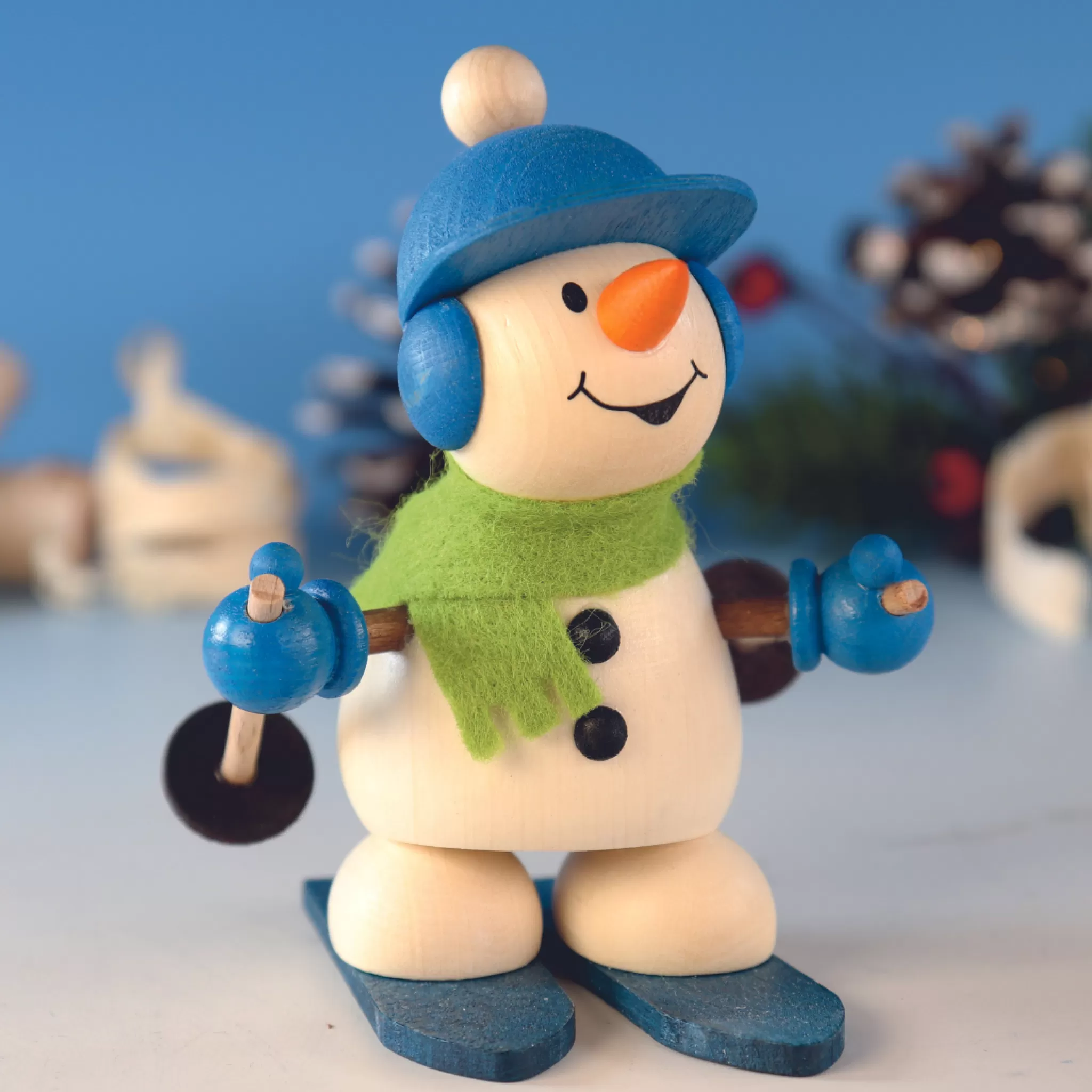 Paul Ullrich Weihnachtsmann Collectibles - Large Snowman On Ski'S