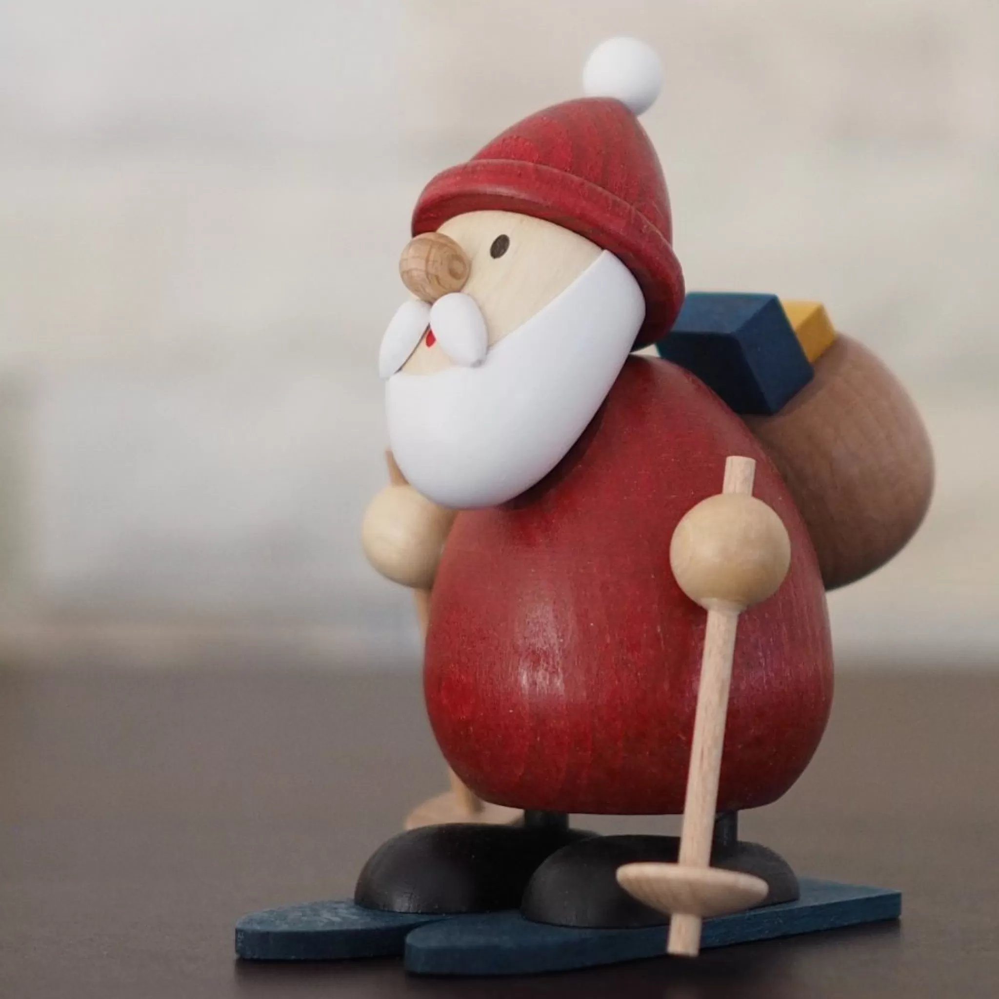 Paul Ullrich Weihnachtsmann Collectibles - Santa Skiing